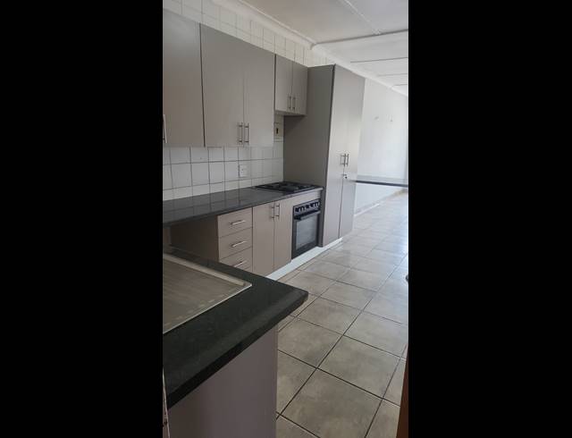 1 bed property to rent in MARAISBURG